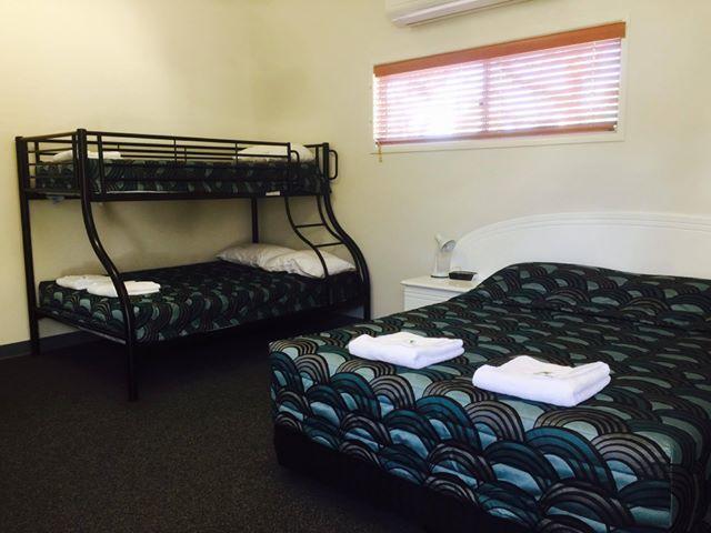 Springsure Overlander Motel Luaran gambar