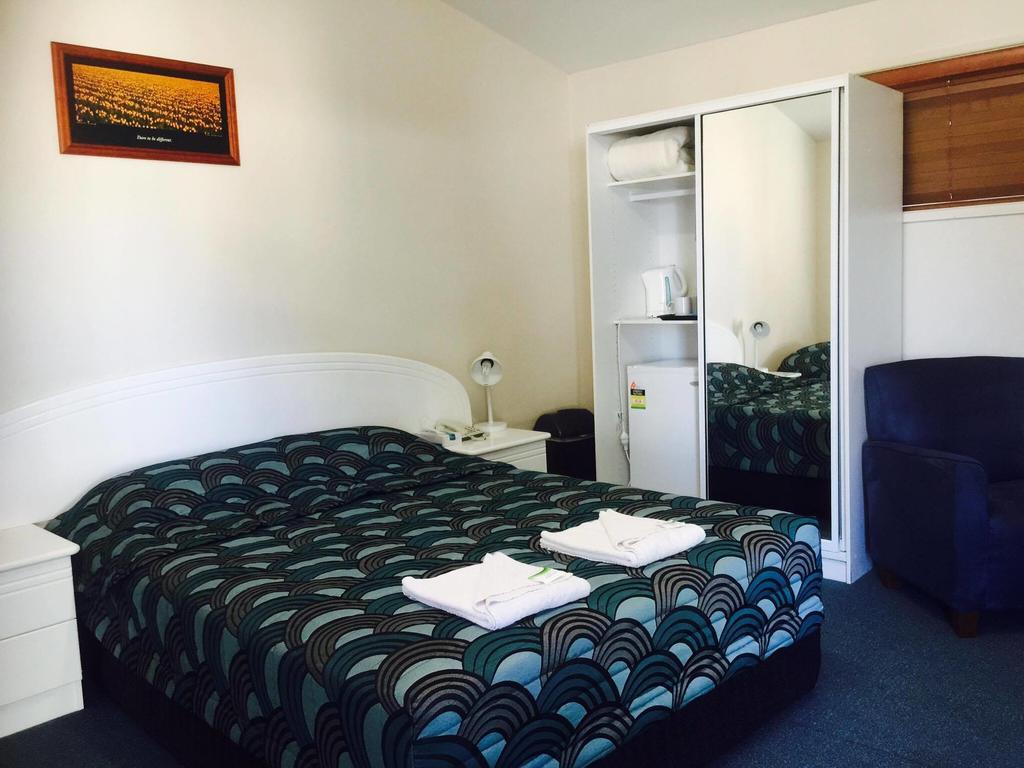Springsure Overlander Motel Luaran gambar